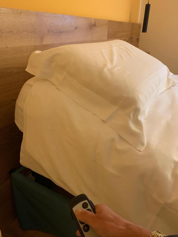 Agriturismo Coda Di Gatto エラクレーア エクステリア 写真
